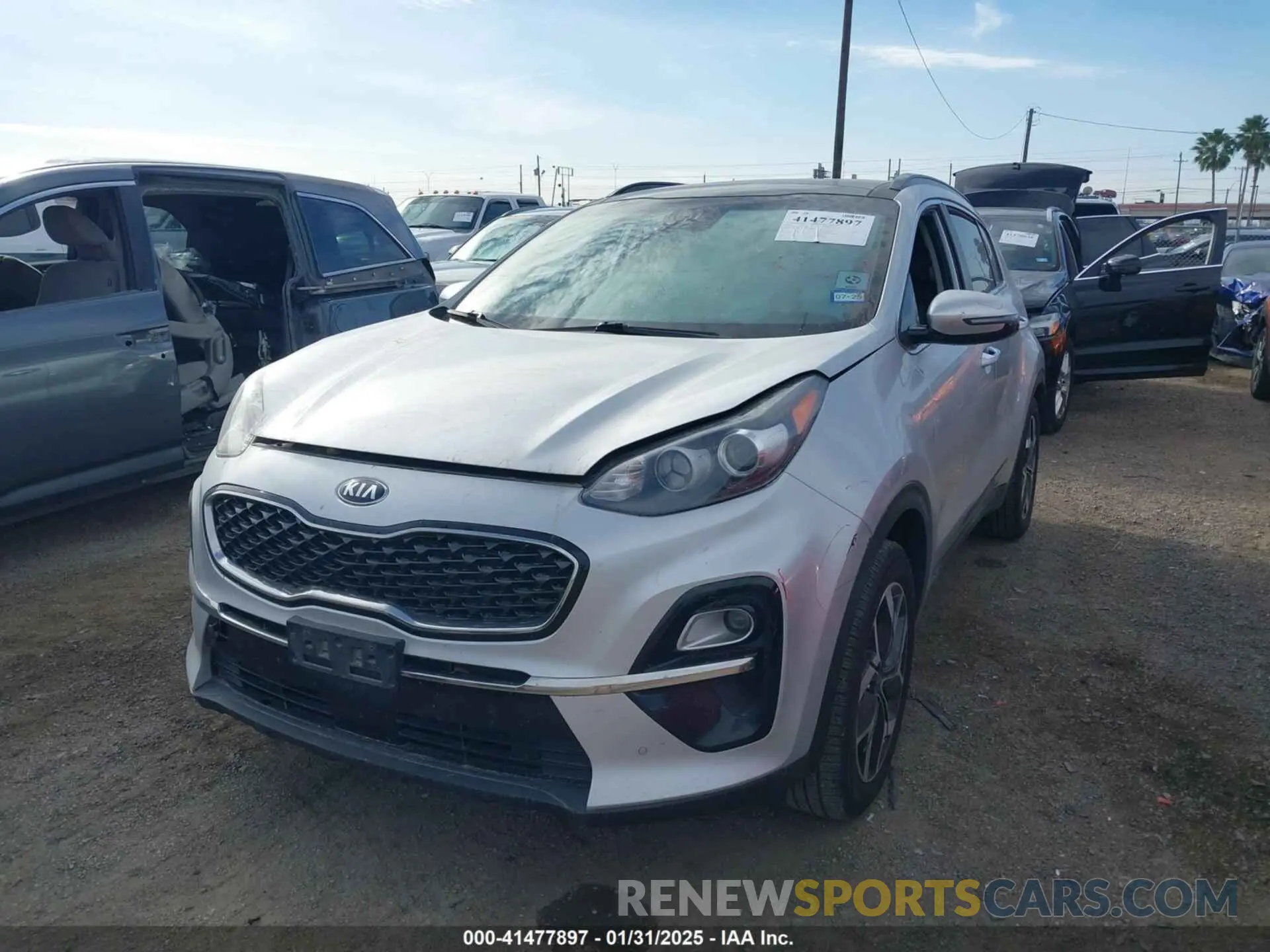 2 Photograph of a damaged car KNDPN3AC2L7794022 KIA SPORTAGE 2020