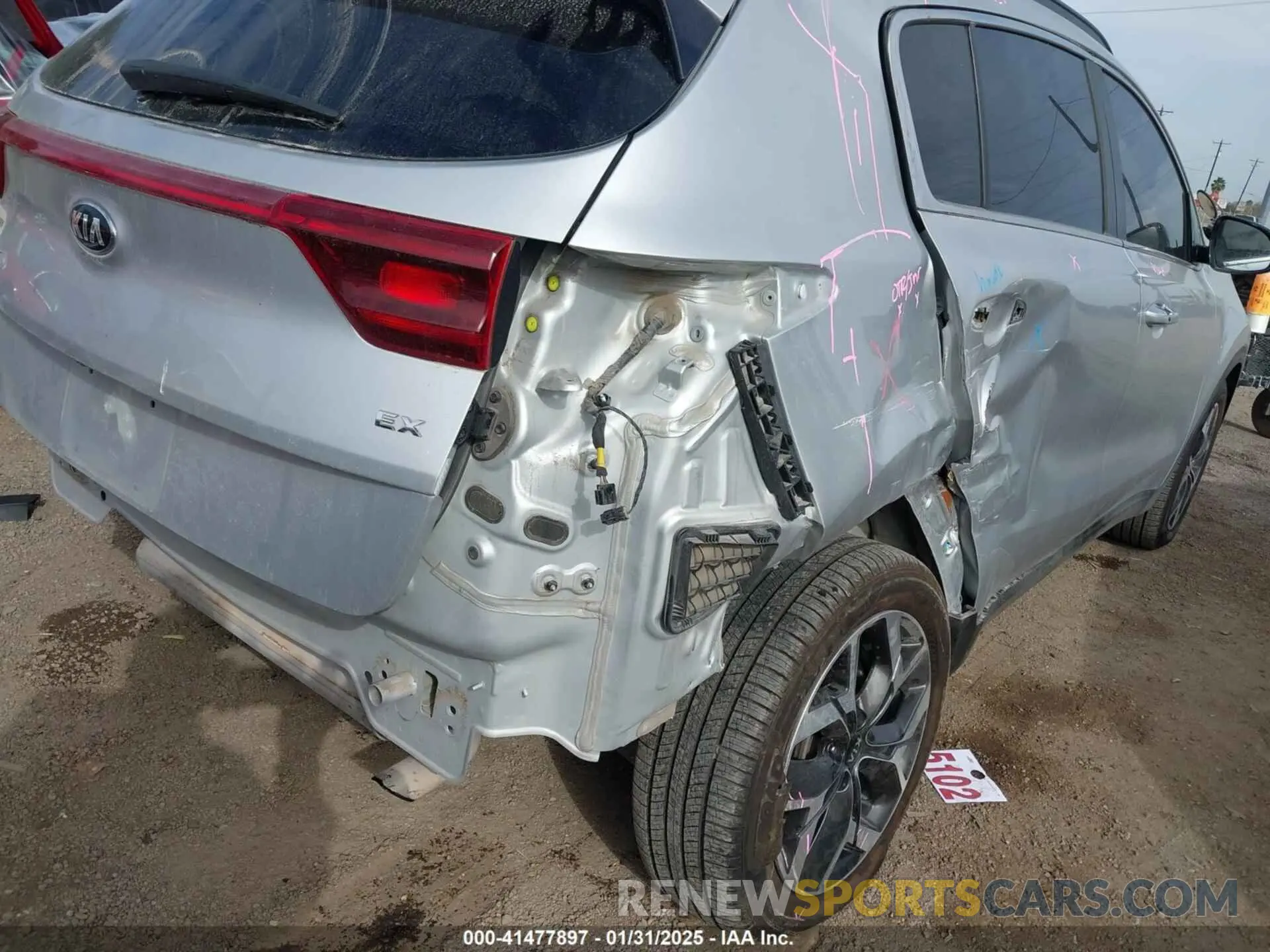 6 Photograph of a damaged car KNDPN3AC2L7794022 KIA SPORTAGE 2020
