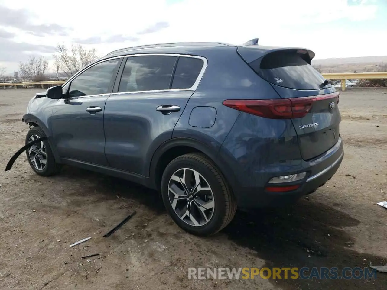 2 Photograph of a damaged car KNDPN3AC2L7811451 KIA SPORTAGE 2020