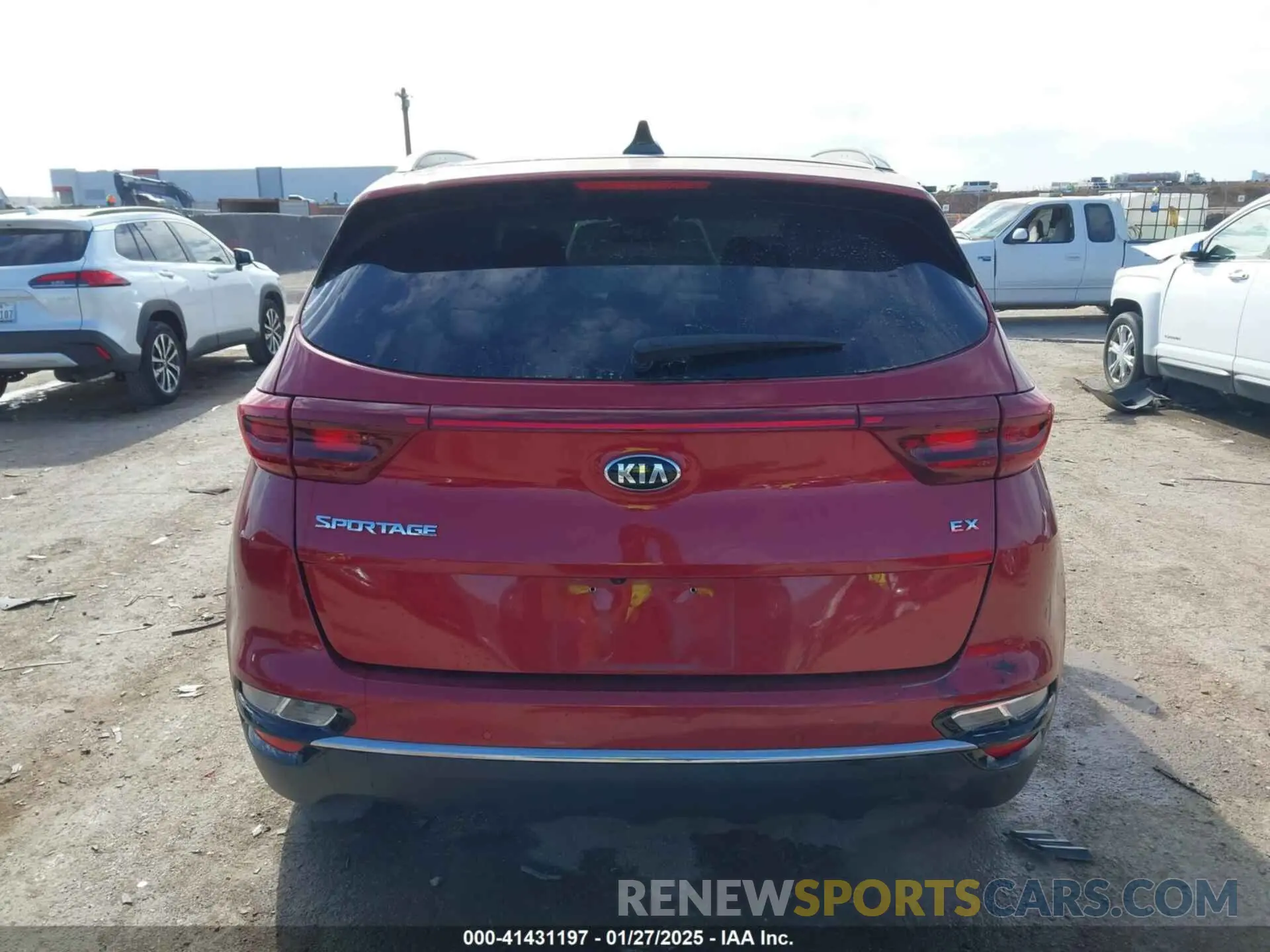 16 Photograph of a damaged car KNDPN3AC5L7739449 KIA SPORTAGE 2020