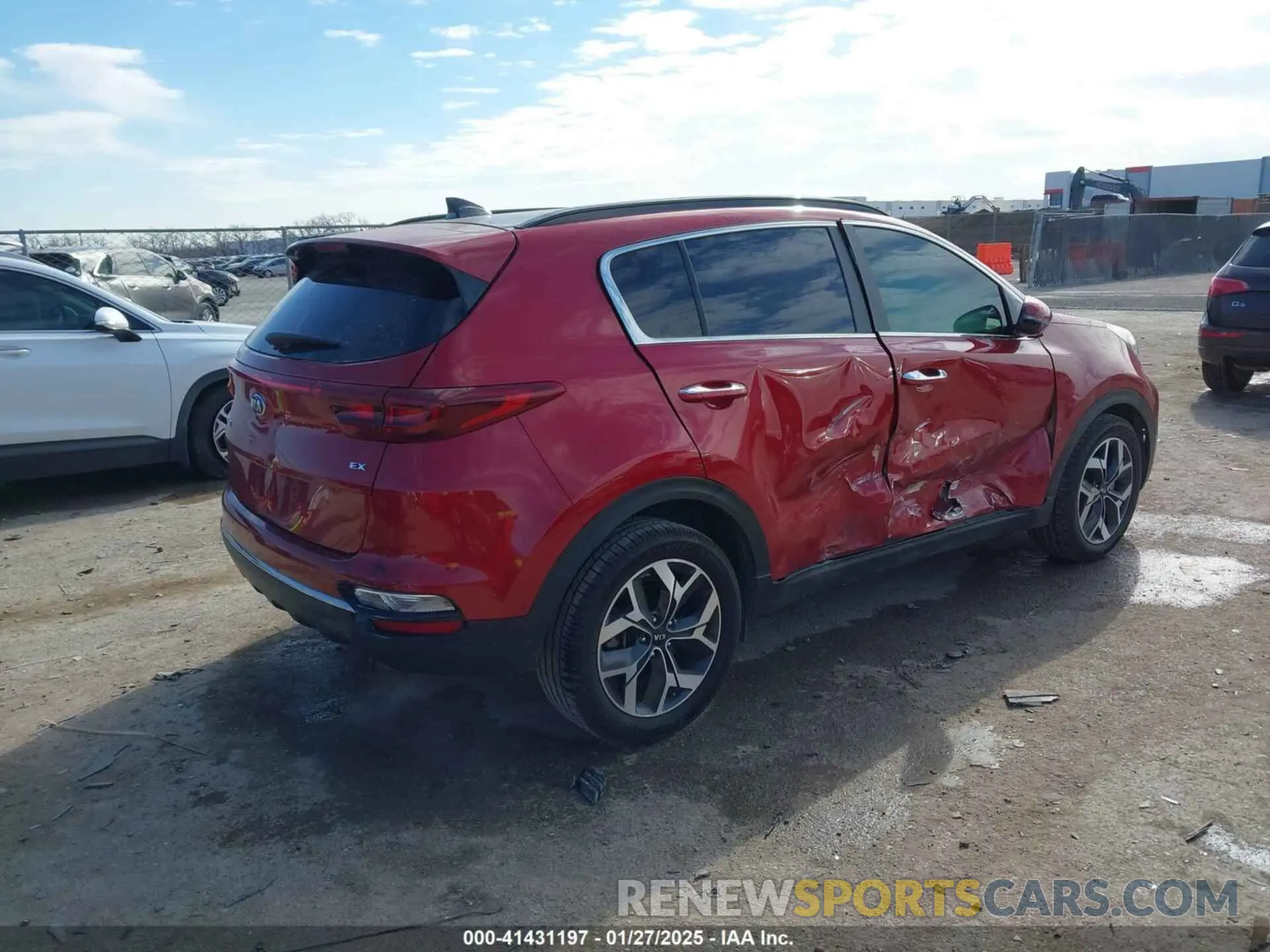 4 Photograph of a damaged car KNDPN3AC5L7739449 KIA SPORTAGE 2020