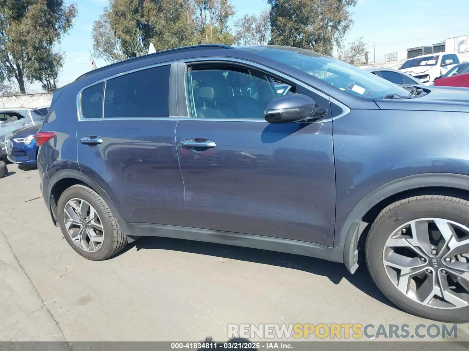 13 Photograph of a damaged car KNDPN3AC6L7691668 KIA SPORTAGE 2020