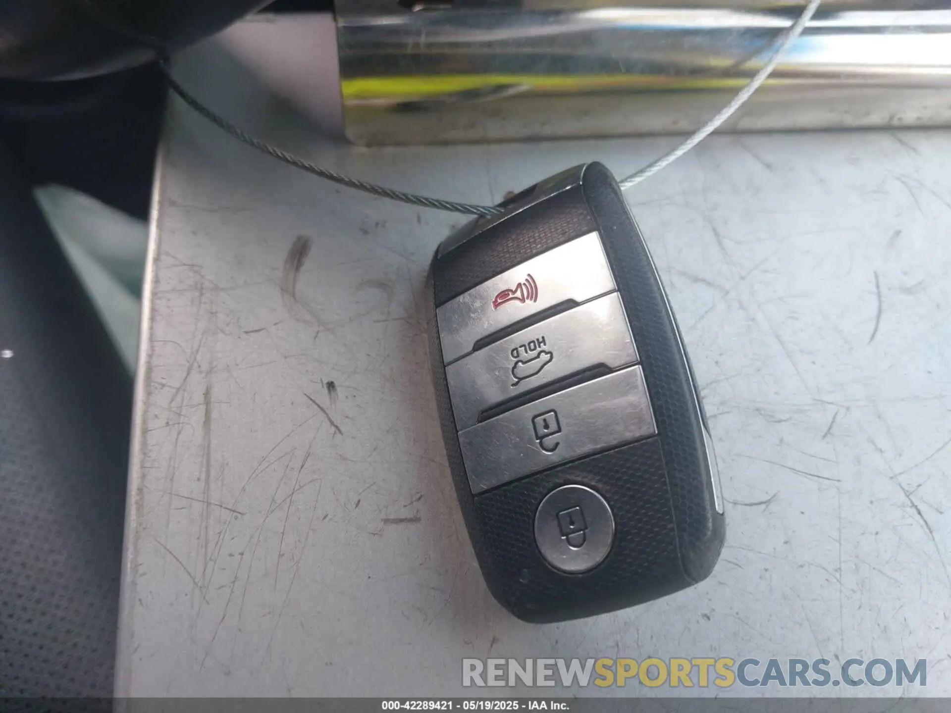 11 Photograph of a damaged car KNDPN3AC7L7676225 KIA SPORTAGE 2020