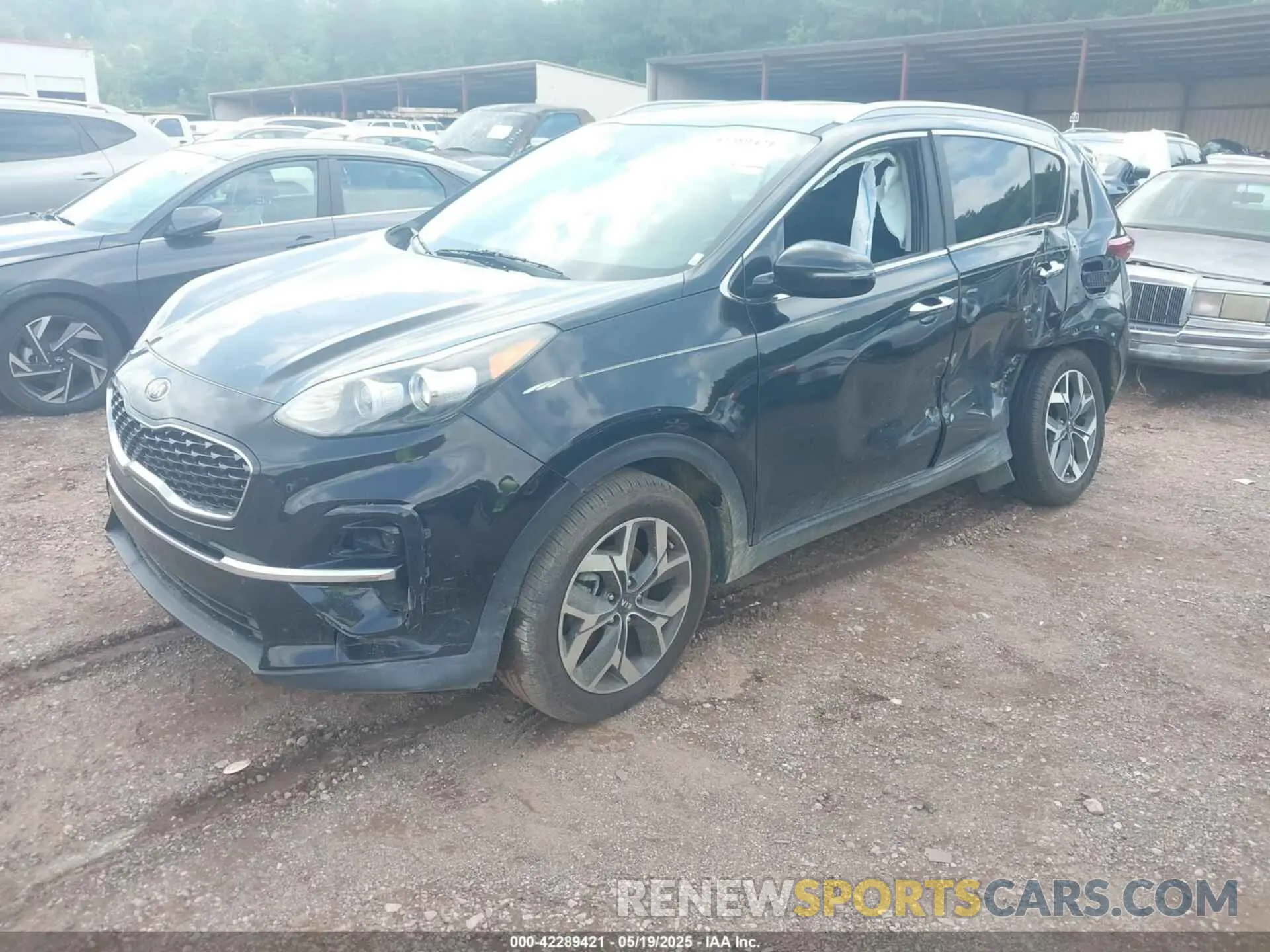 2 Photograph of a damaged car KNDPN3AC7L7676225 KIA SPORTAGE 2020