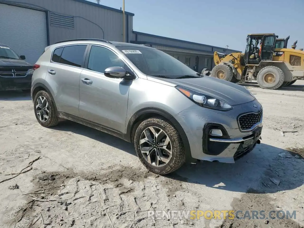 4 Photograph of a damaged car KNDPN3AC7L7745995 KIA SPORTAGE 2020