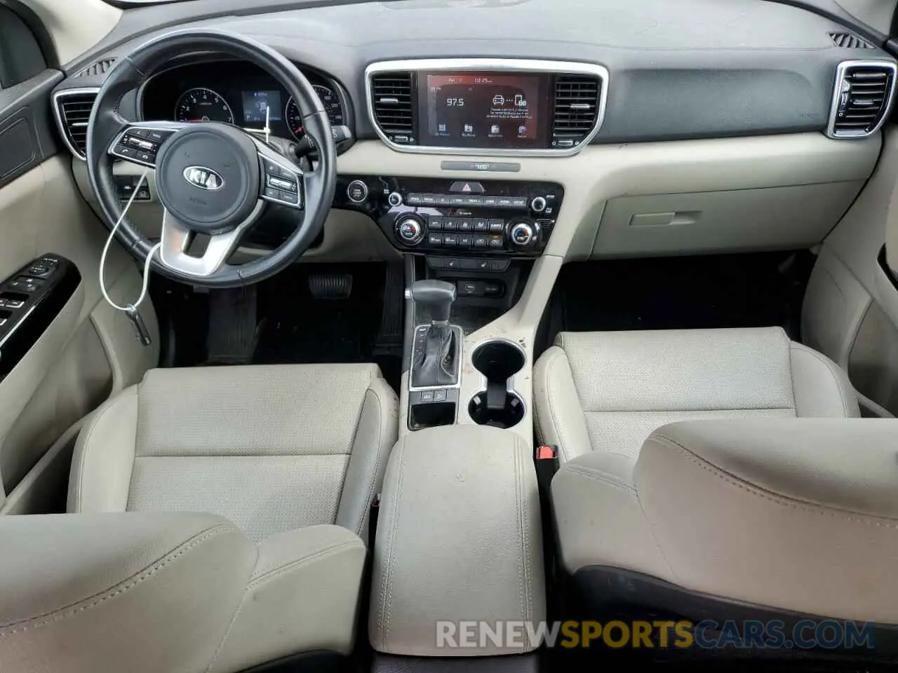 8 Photograph of a damaged car KNDPN3AC8L7736125 KIA SPORTAGE 2020