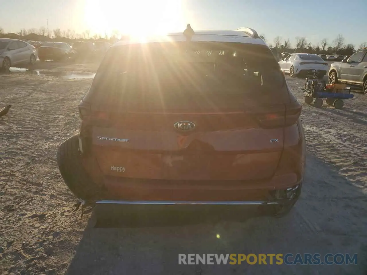 6 Photograph of a damaged car KNDPN3AC8L7786281 KIA SPORTAGE 2020