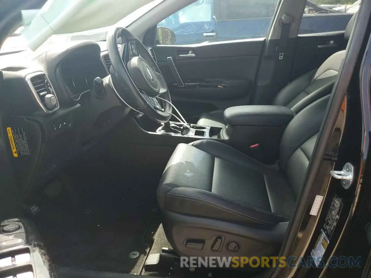 7 Photograph of a damaged car KNDPN3AC9L7702890 KIA SPORTAGE 2020