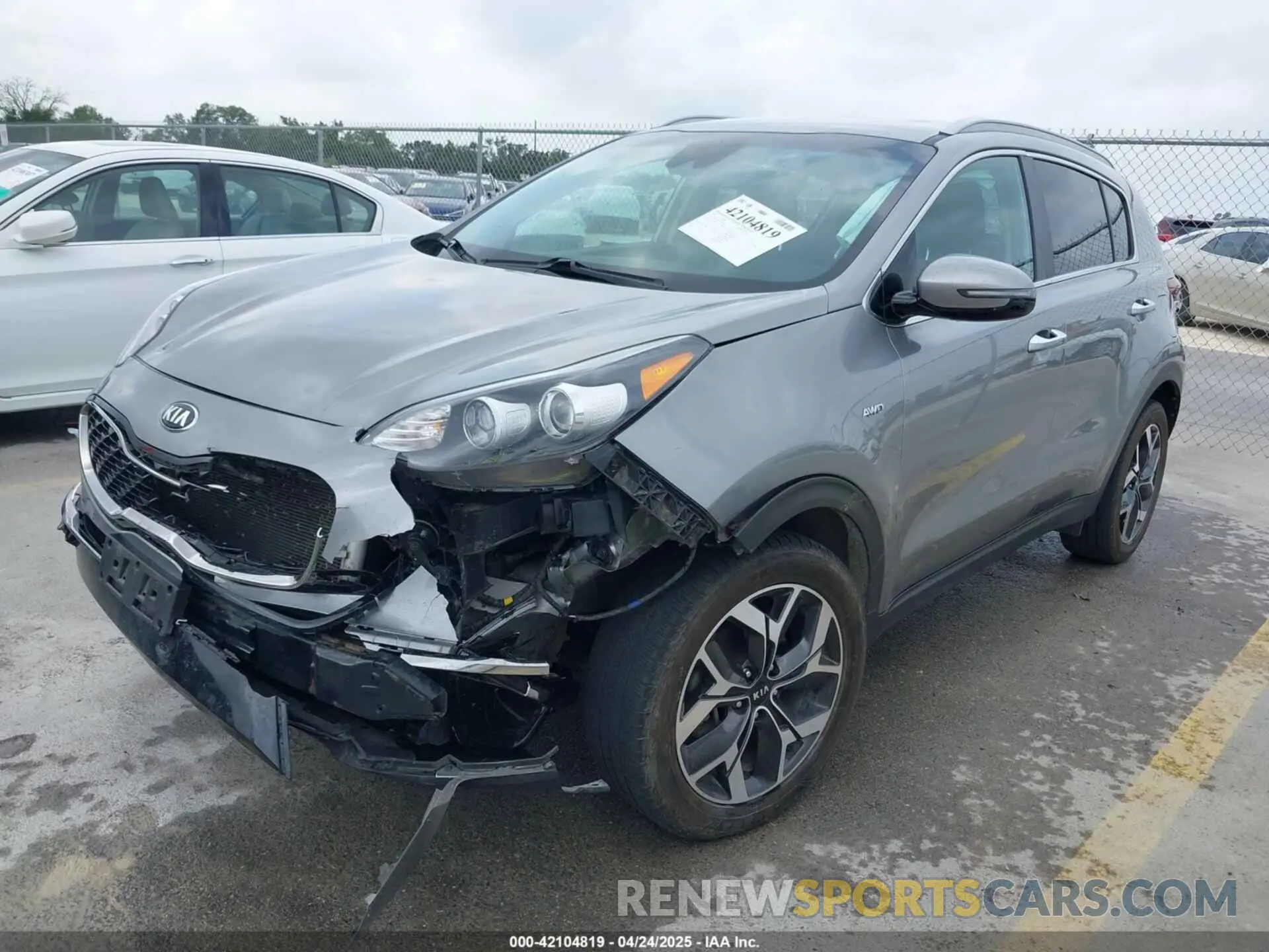 2 Photograph of a damaged car KNDPNCAC2L7791248 KIA SPORTAGE 2020