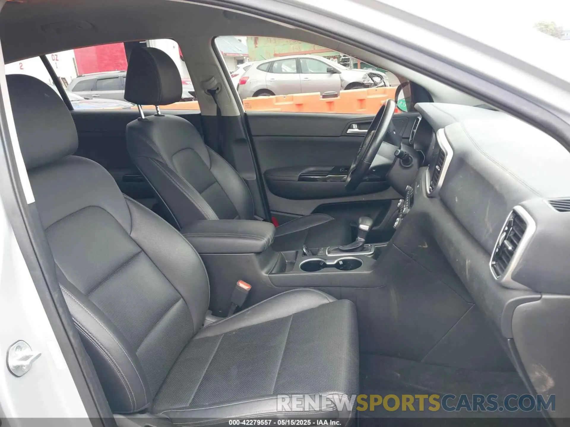 5 Photograph of a damaged car KNDPNCAC3L7698979 KIA SPORTAGE 2020
