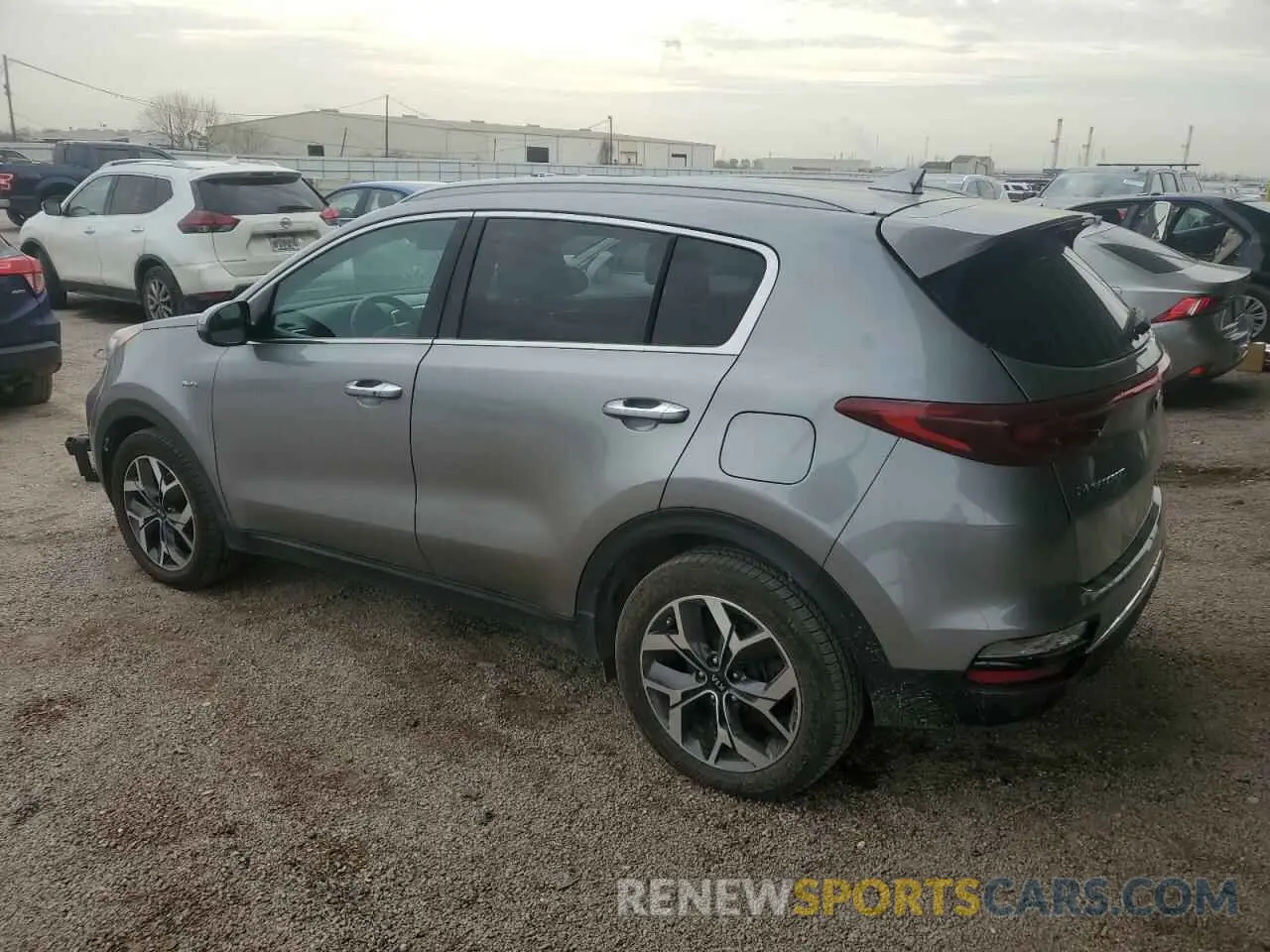 2 Photograph of a damaged car KNDPNCAC4L7687215 KIA SPORTAGE 2020