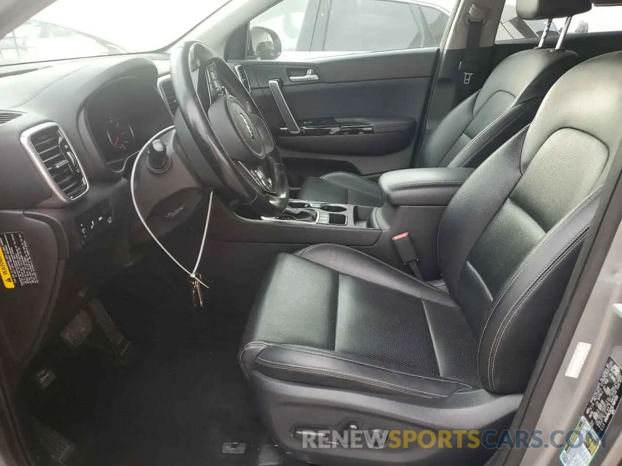 7 Photograph of a damaged car KNDPNCAC4L7687215 KIA SPORTAGE 2020