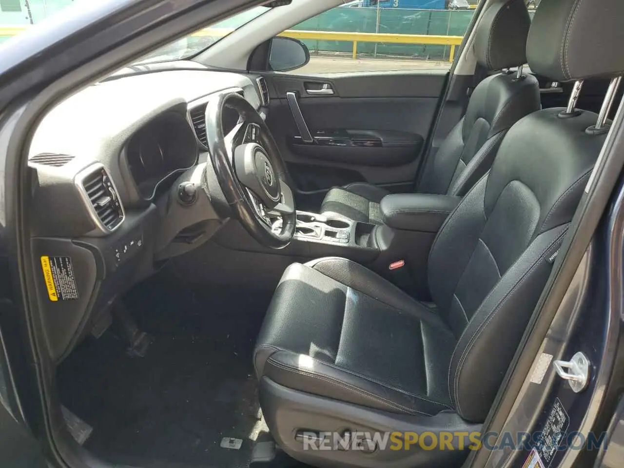 7 Photograph of a damaged car KNDPNCAC4L7762592 KIA SPORTAGE 2020