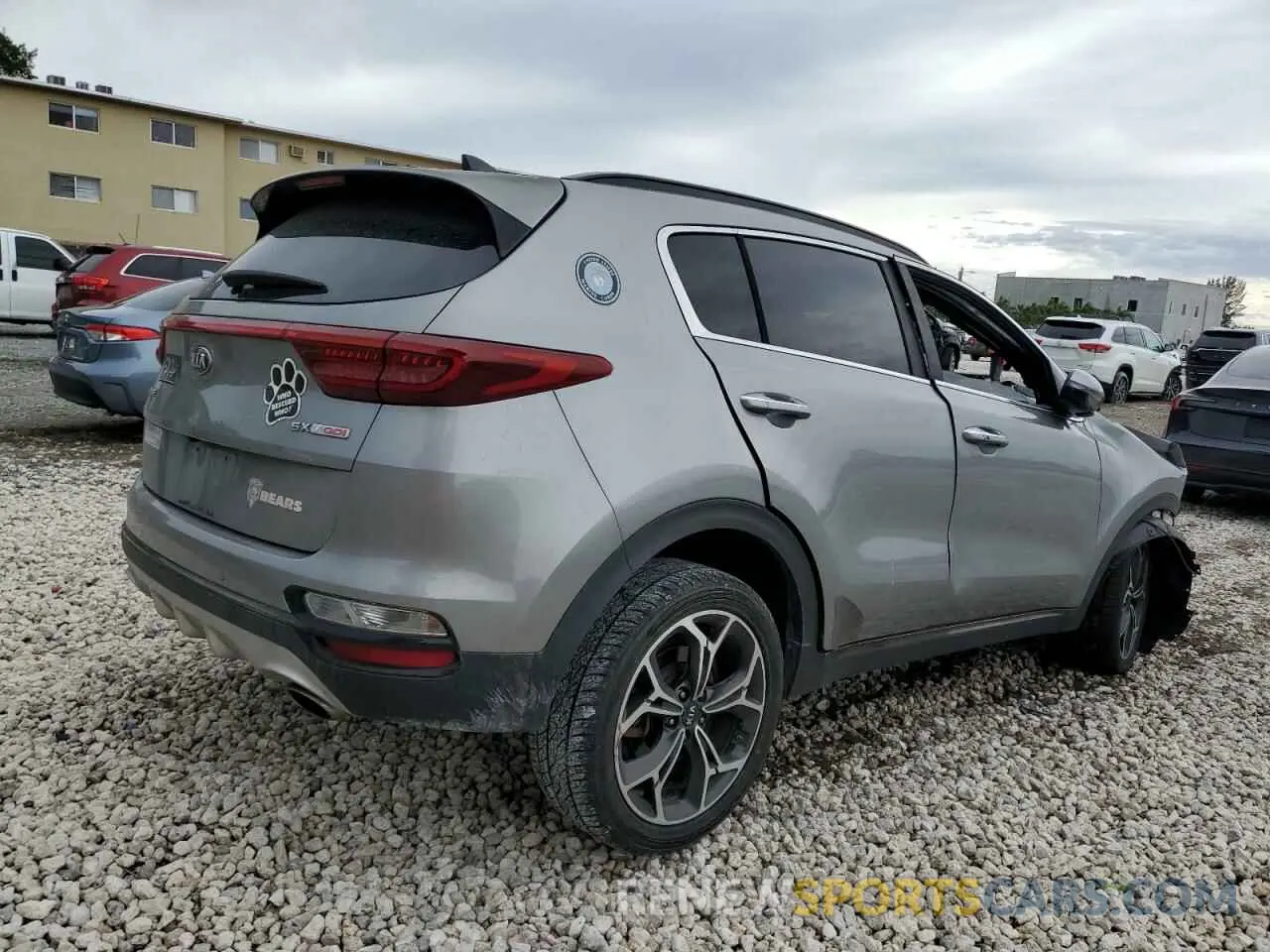 3 Photograph of a damaged car KNDPR3A66L7667921 KIA SPORTAGE 2020