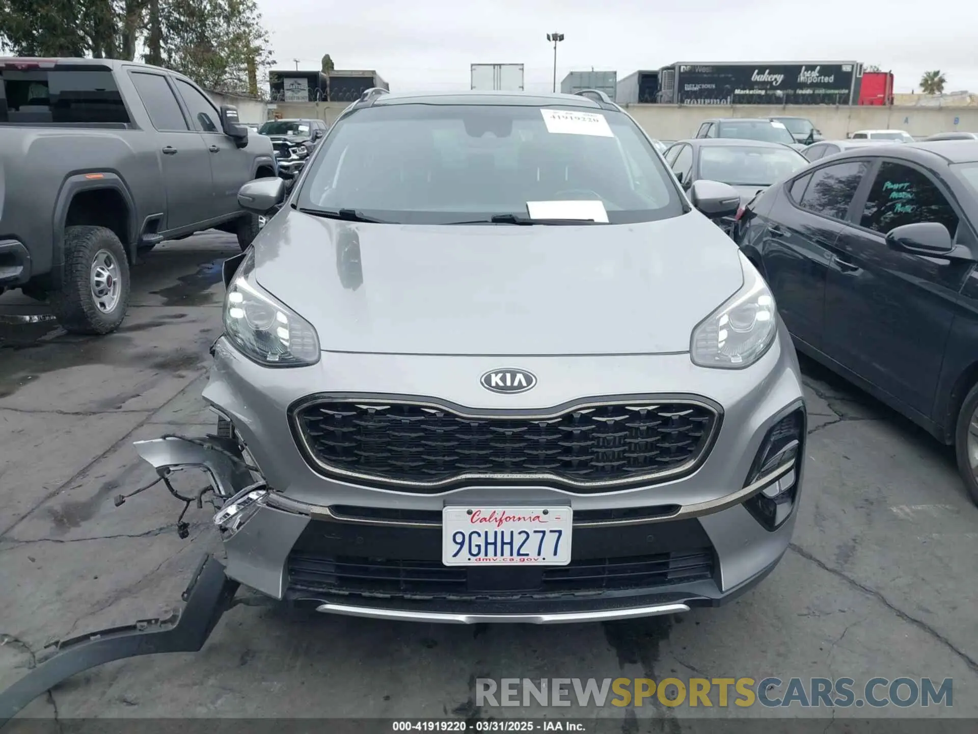 12 Photograph of a damaged car KNDPR3A66L7704398 KIA SPORTAGE 2020