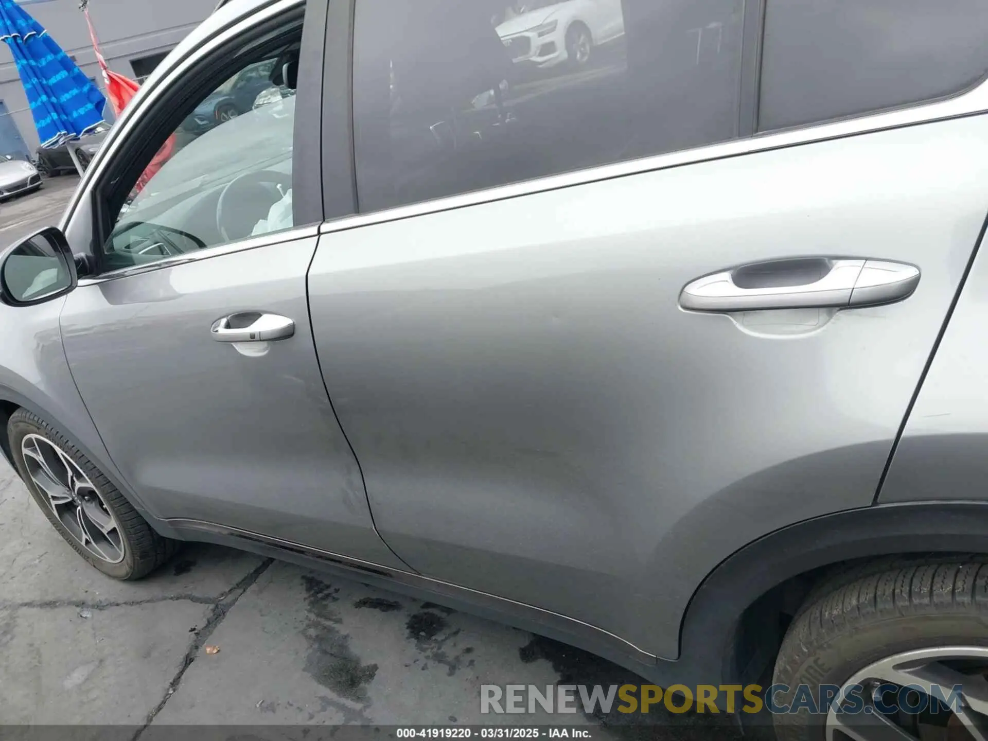 14 Photograph of a damaged car KNDPR3A66L7704398 KIA SPORTAGE 2020
