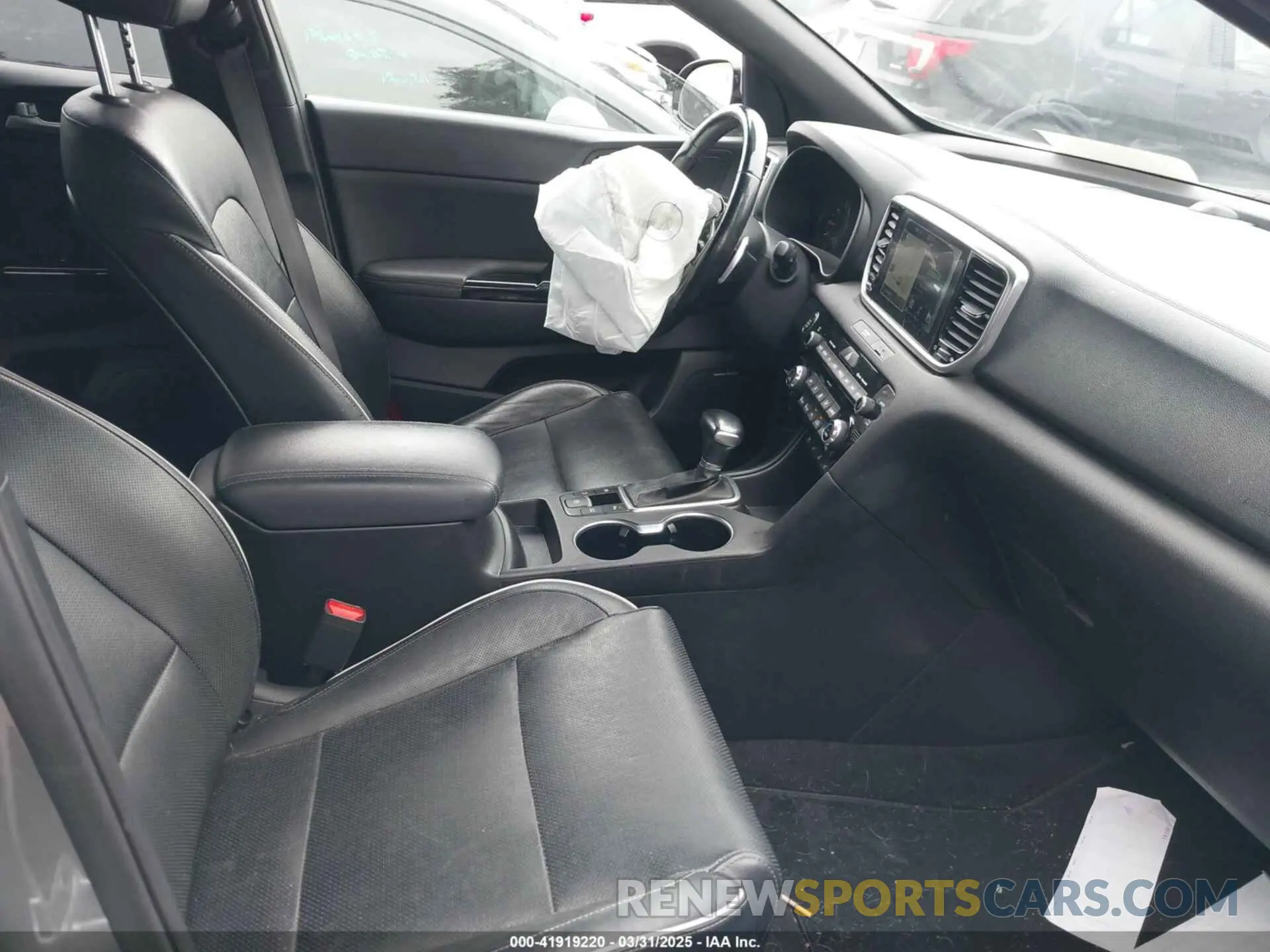 5 Photograph of a damaged car KNDPR3A66L7704398 KIA SPORTAGE 2020