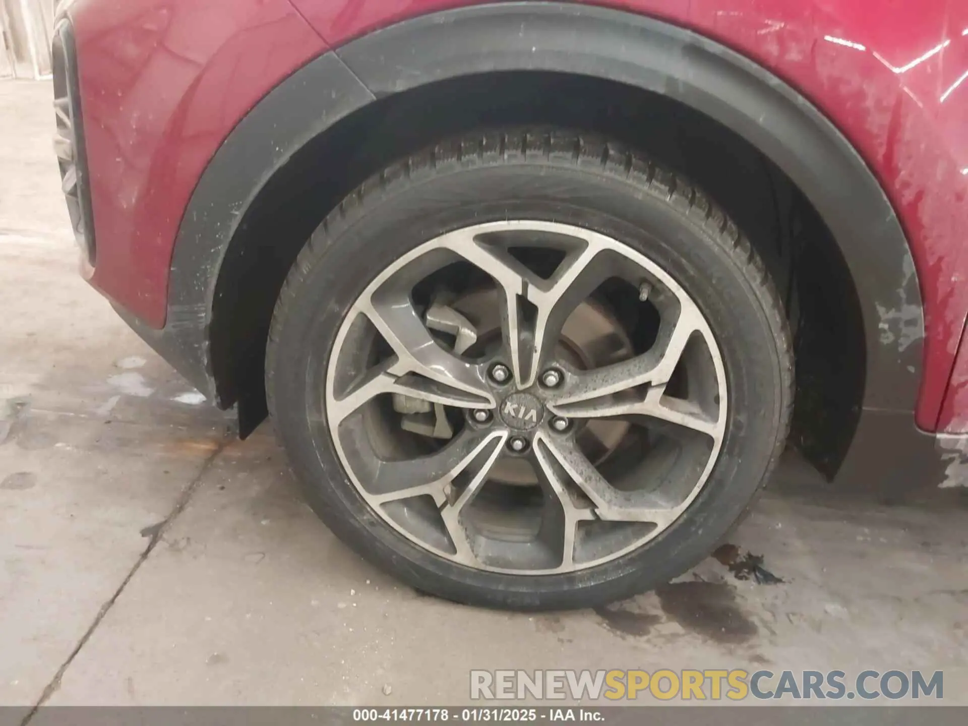 12 Photograph of a damaged car KNDPRCA60L7764774 KIA SPORTAGE 2020