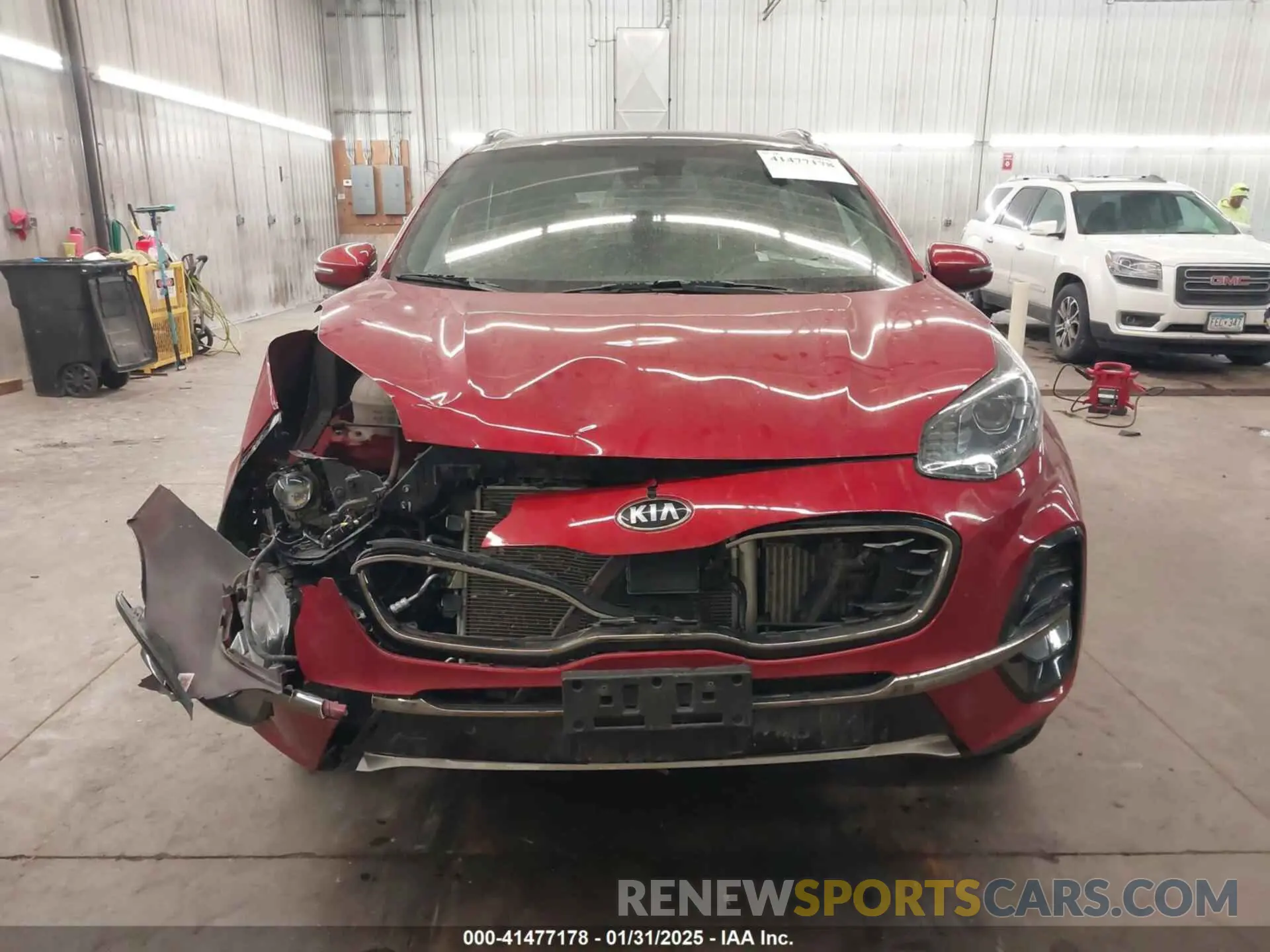 13 Photograph of a damaged car KNDPRCA60L7764774 KIA SPORTAGE 2020