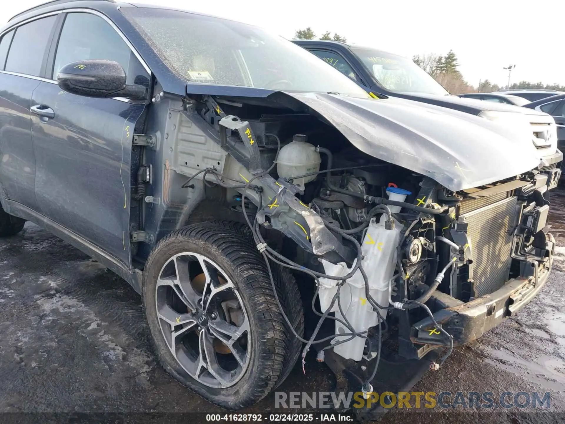 6 Photograph of a damaged car KNDPRCA61L7833990 KIA SPORTAGE 2020