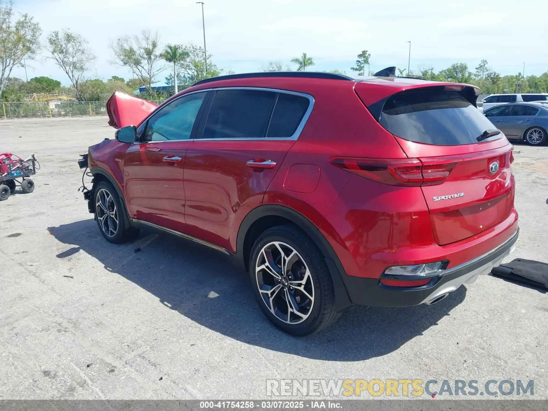 3 Photograph of a damaged car KNDPRCA63L7803146 KIA SPORTAGE 2020
