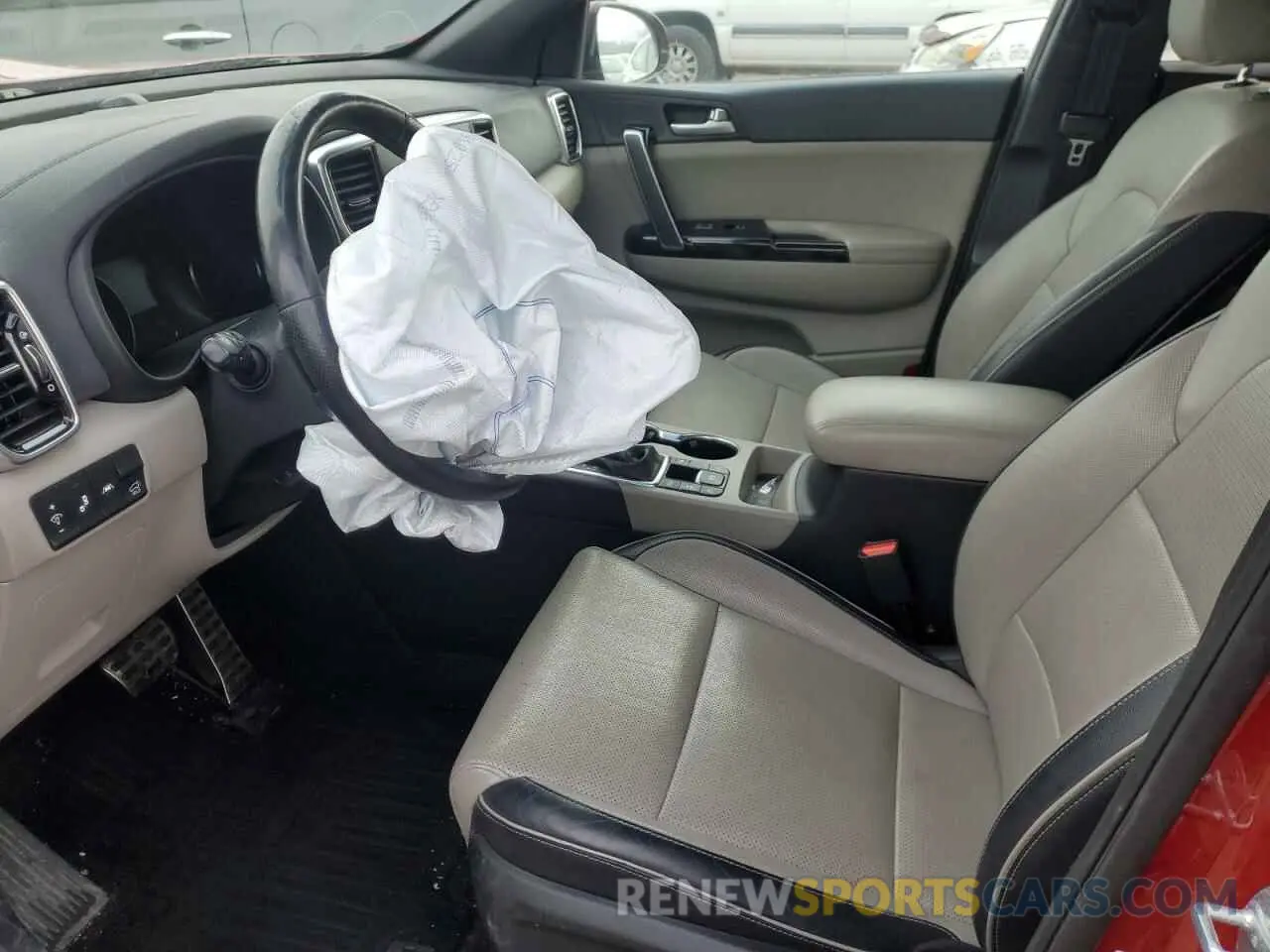 7 Photograph of a damaged car KNDPRCA65L7802466 KIA SPORTAGE 2020