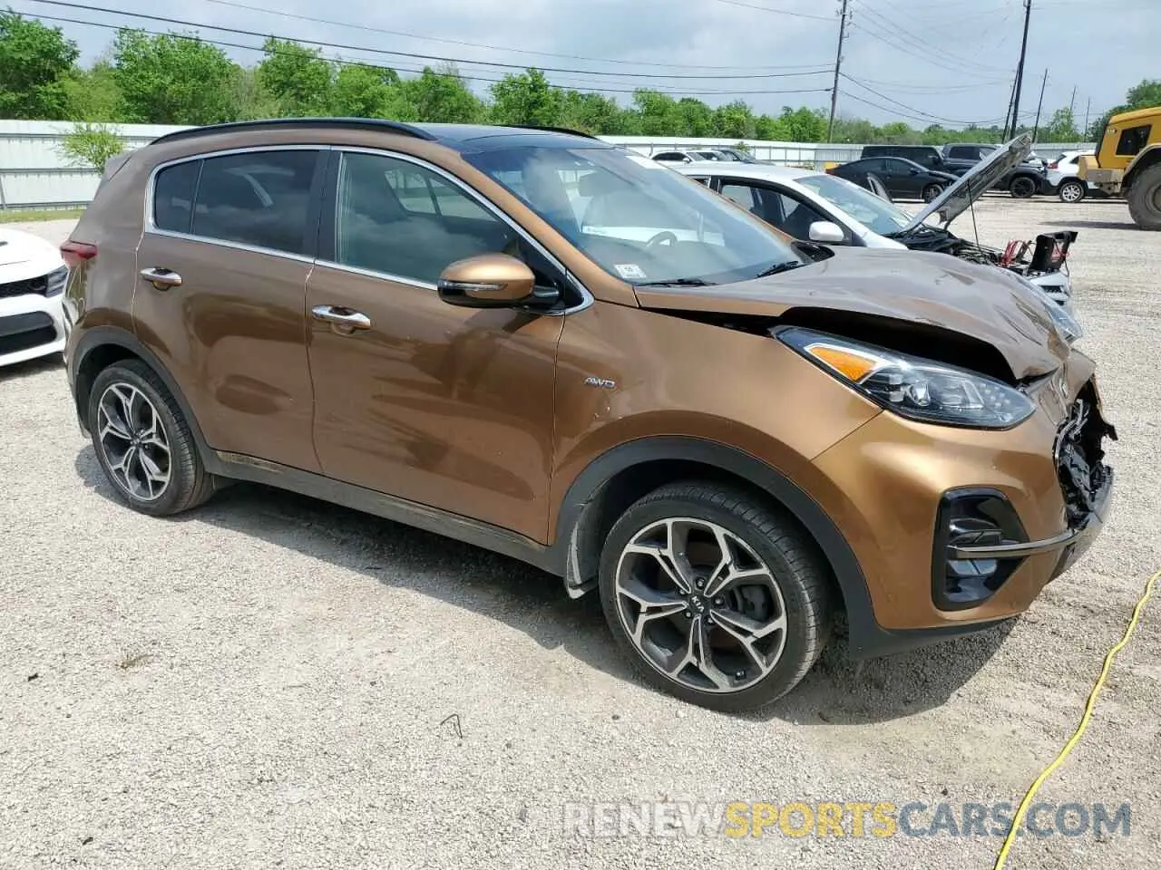 4 Photograph of a damaged car KNDPRCA68L7799417 KIA SPORTAGE 2020