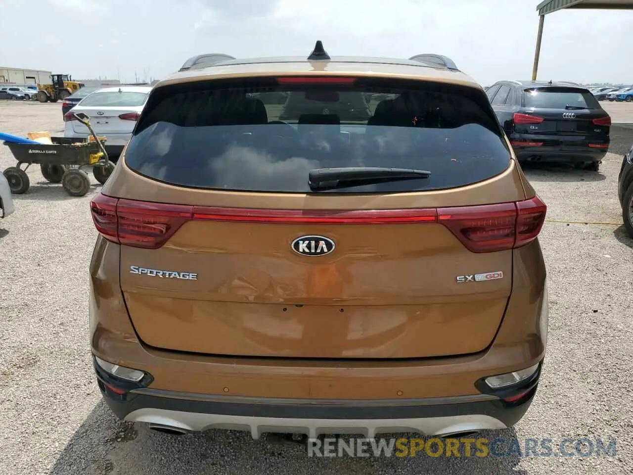 6 Photograph of a damaged car KNDPRCA68L7799417 KIA SPORTAGE 2020