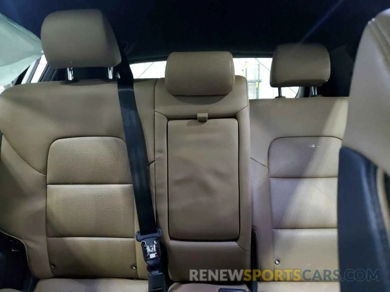 10 Photograph of a damaged car KNDPRCA69L7800834 KIA SPORTAGE 2020