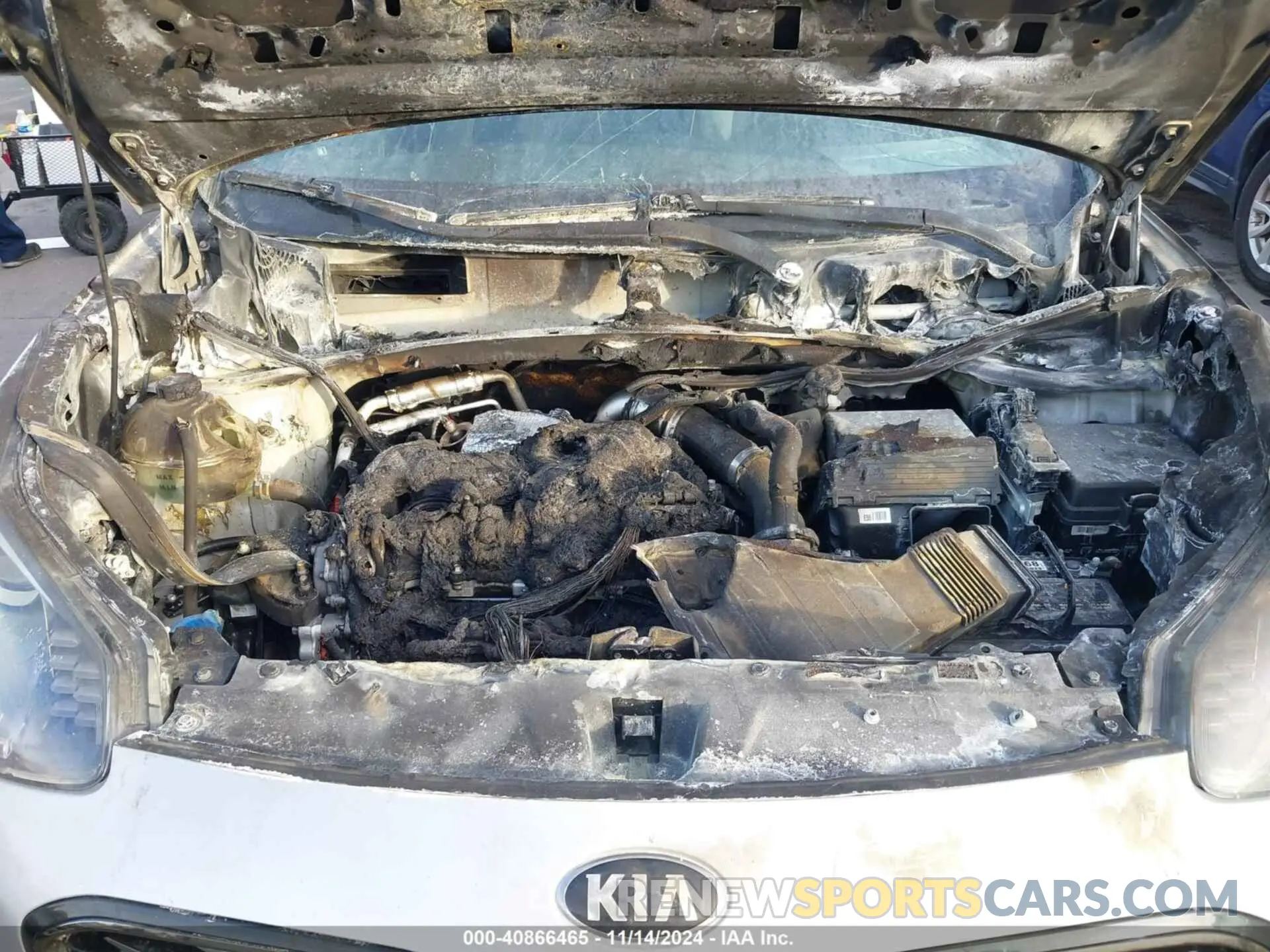 10 Photograph of a damaged car KNDPRCA6XL7664522 KIA SPORTAGE 2020