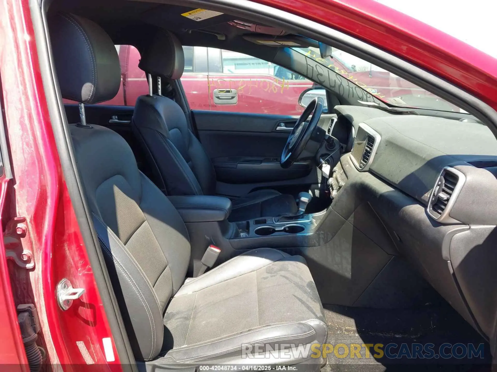 5 Photograph of a damaged car KNDP63AC1M7888584 KIA SPORTAGE 2021