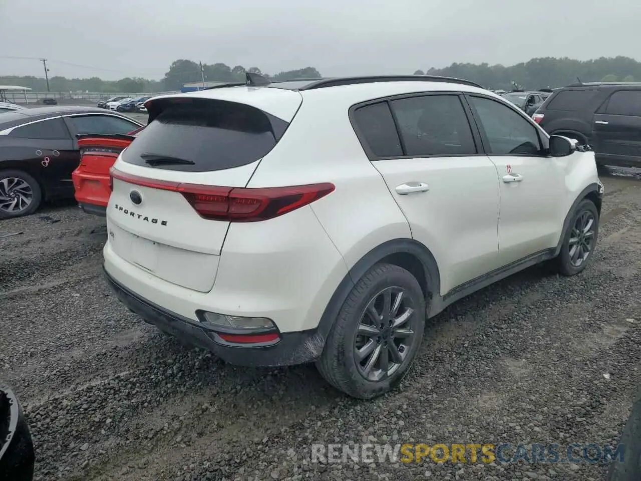 3 Photograph of a damaged car KNDP63AC2M7894118 KIA SPORTAGE 2021