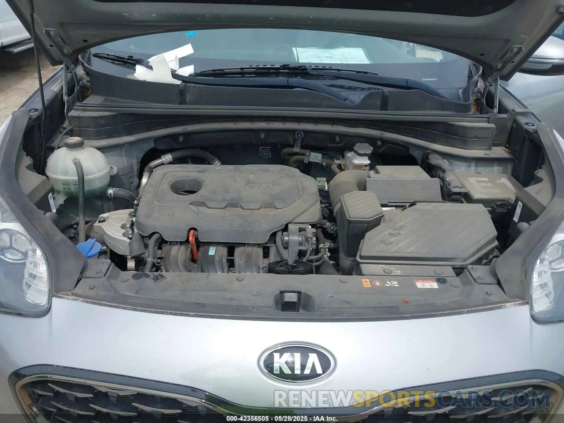 10 Photograph of a damaged car KNDP63AC5M7847956 KIA SPORTAGE 2021