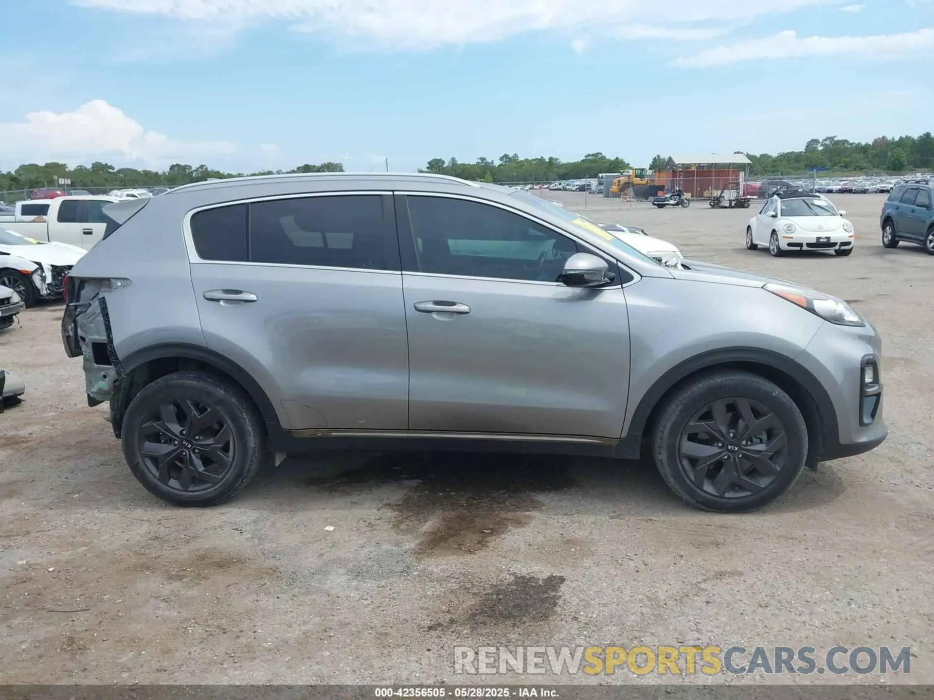 13 Photograph of a damaged car KNDP63AC5M7847956 KIA SPORTAGE 2021