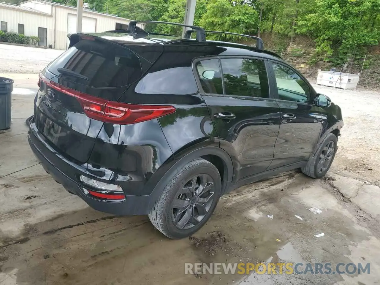 3 Photograph of a damaged car KNDP63AC5M7856365 KIA SPORTAGE 2021