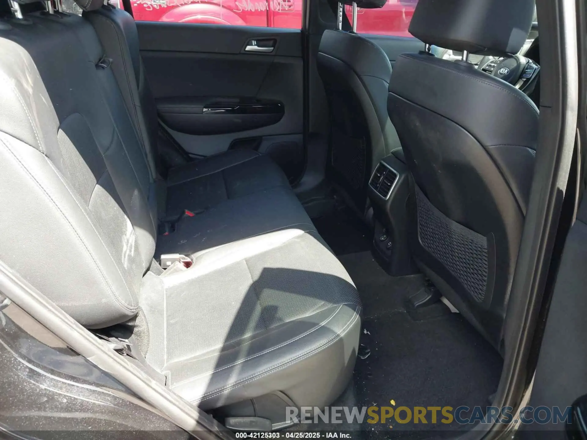 8 Photograph of a damaged car KNDP63AC6M7872803 KIA SPORTAGE 2021