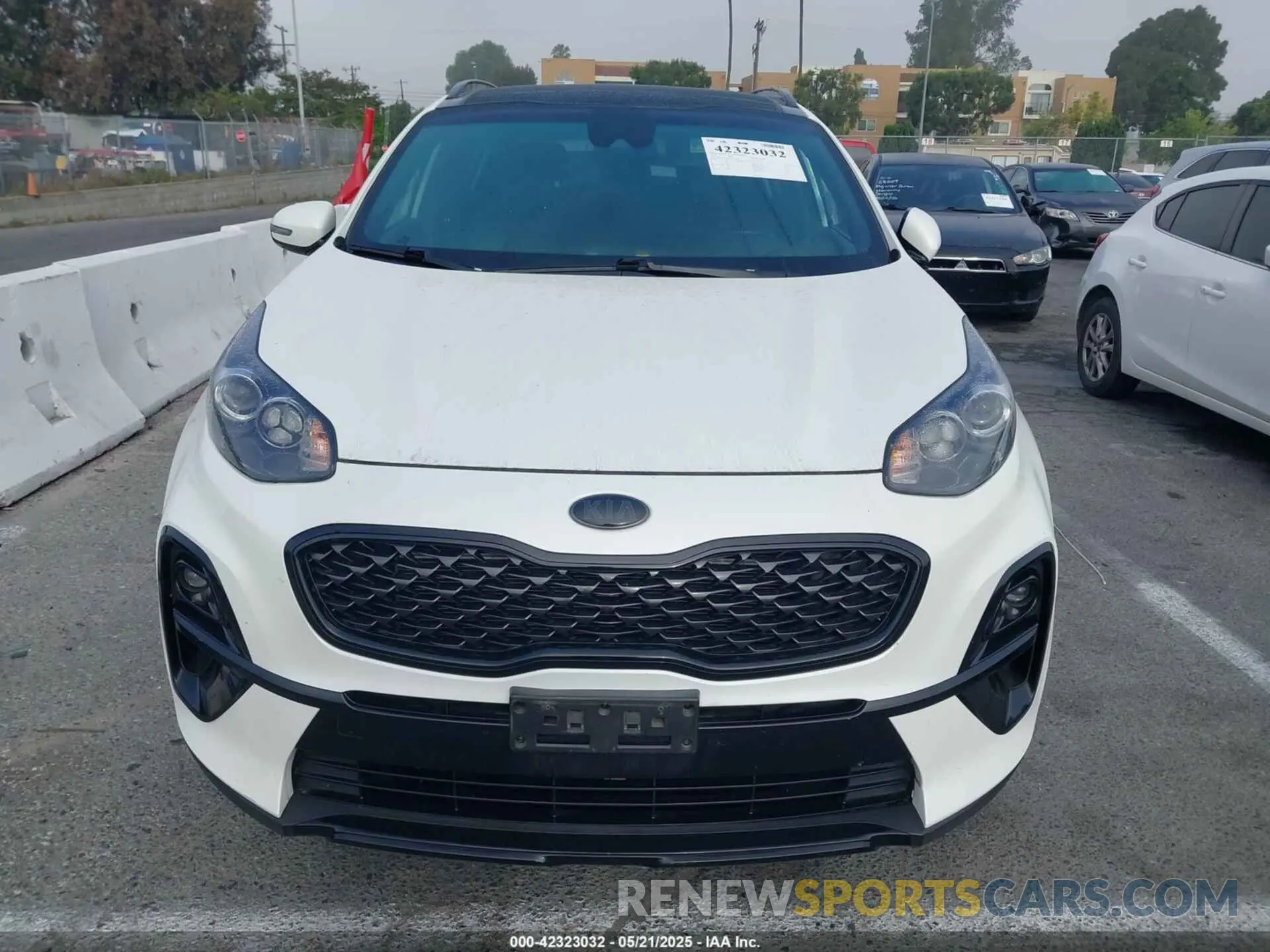 11 Photograph of a damaged car KNDP63AC9M7891166 KIA SPORTAGE 2021