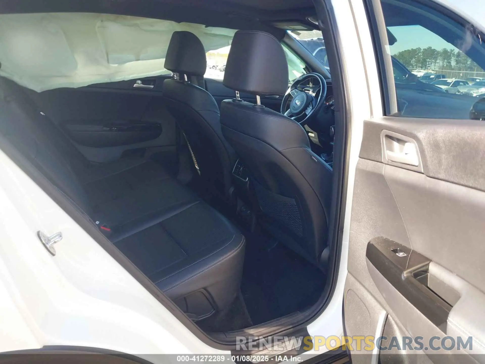 8 Photograph of a damaged car KNDP63ACXM7888003 KIA SPORTAGE 2021