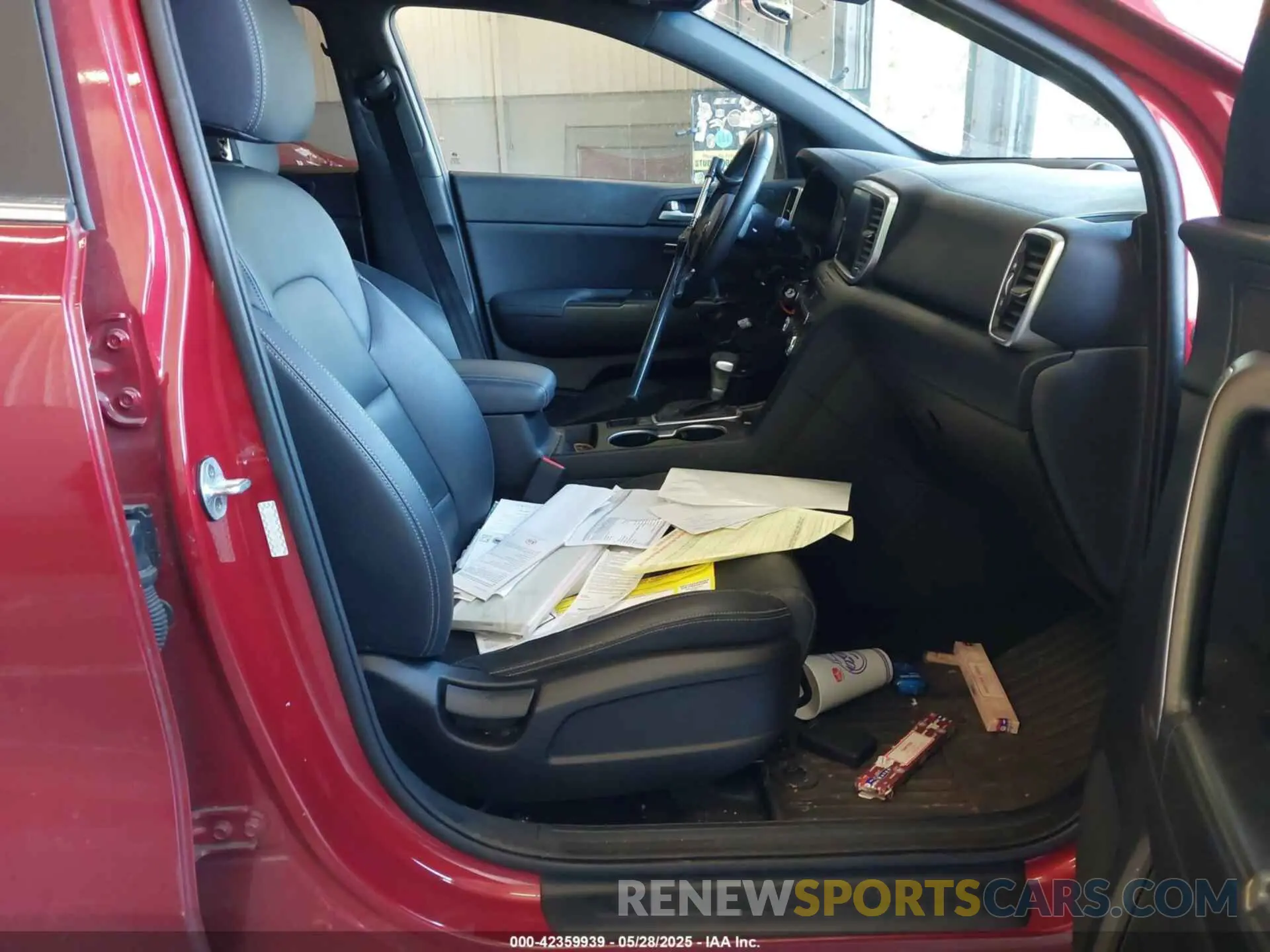 5 Photograph of a damaged car KNDP6CAC5M7925636 KIA SPORTAGE 2021