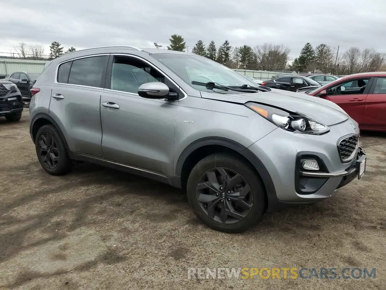 4 Photograph of a damaged car KNDP6CAC7M7888945 KIA SPORTAGE 2021