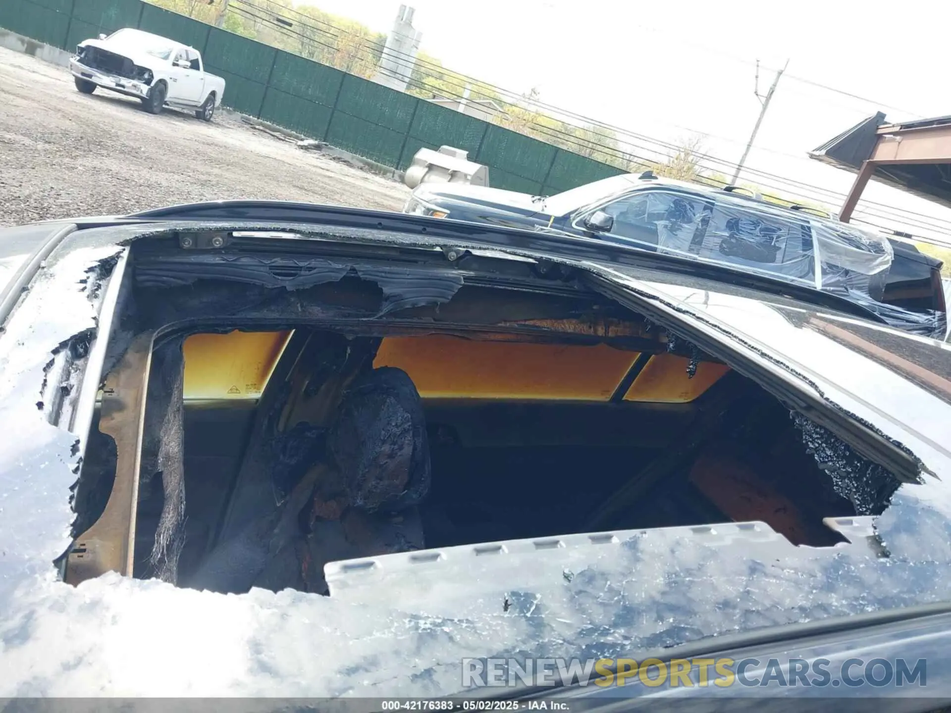 13 Photograph of a damaged car KNDP6CAC8M7918972 KIA SPORTAGE 2021