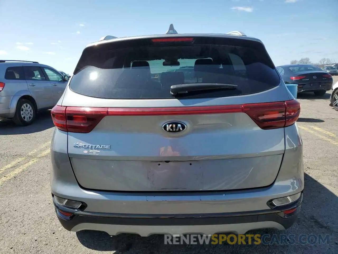 6 Photograph of a damaged car KNDP6CACXM7888356 KIA SPORTAGE 2021