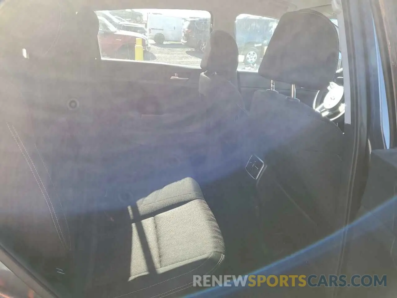11 Photograph of a damaged car KNDPM3AC0M7842637 KIA SPORTAGE 2021