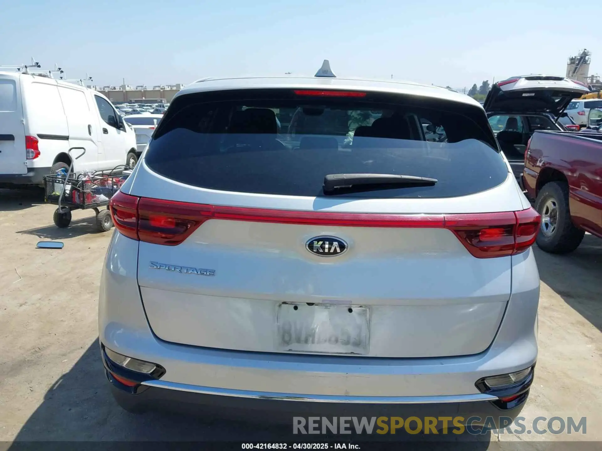 15 Photograph of a damaged car KNDPM3AC0M7916235 KIA SPORTAGE 2021