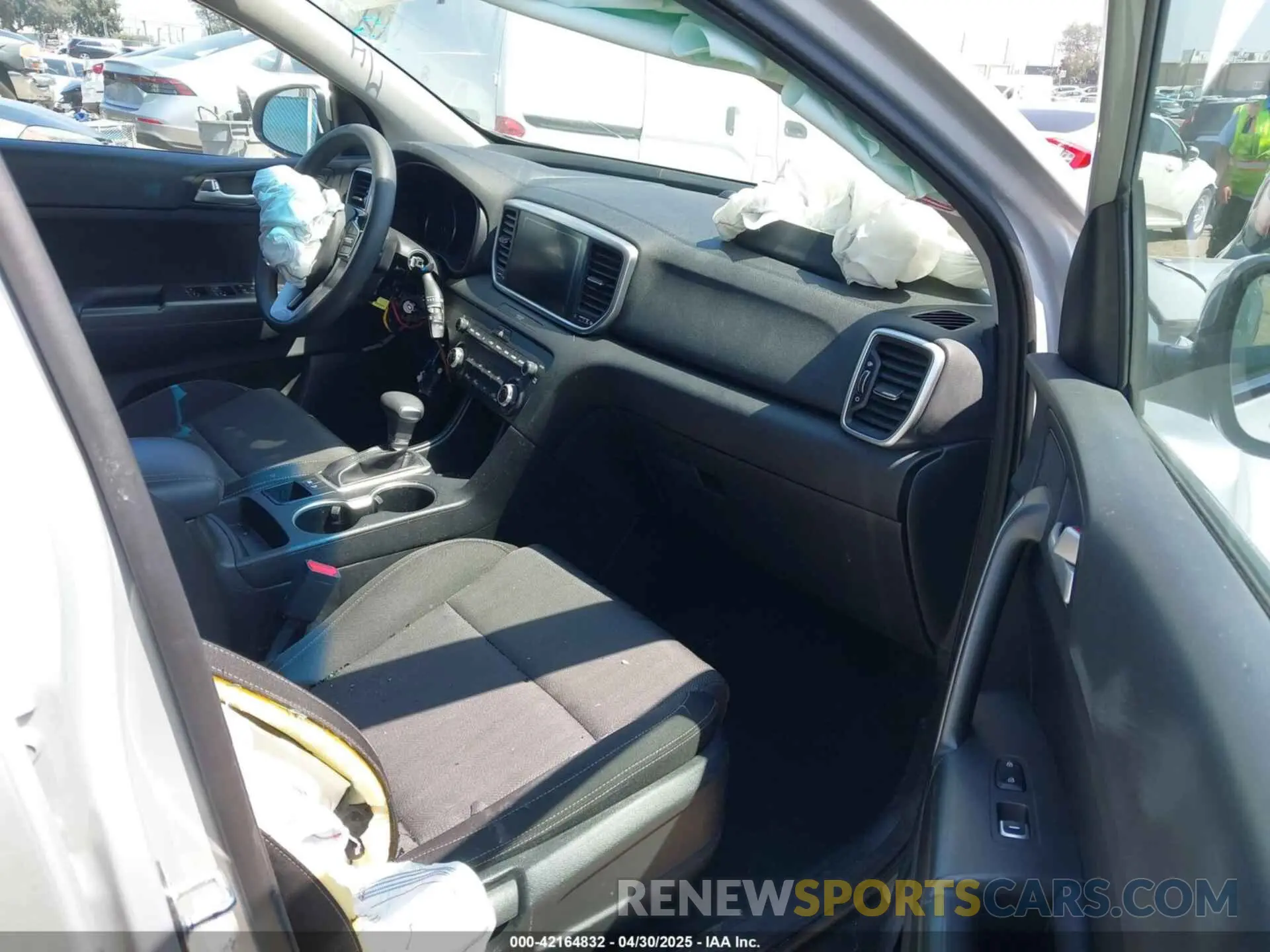 5 Photograph of a damaged car KNDPM3AC0M7916235 KIA SPORTAGE 2021