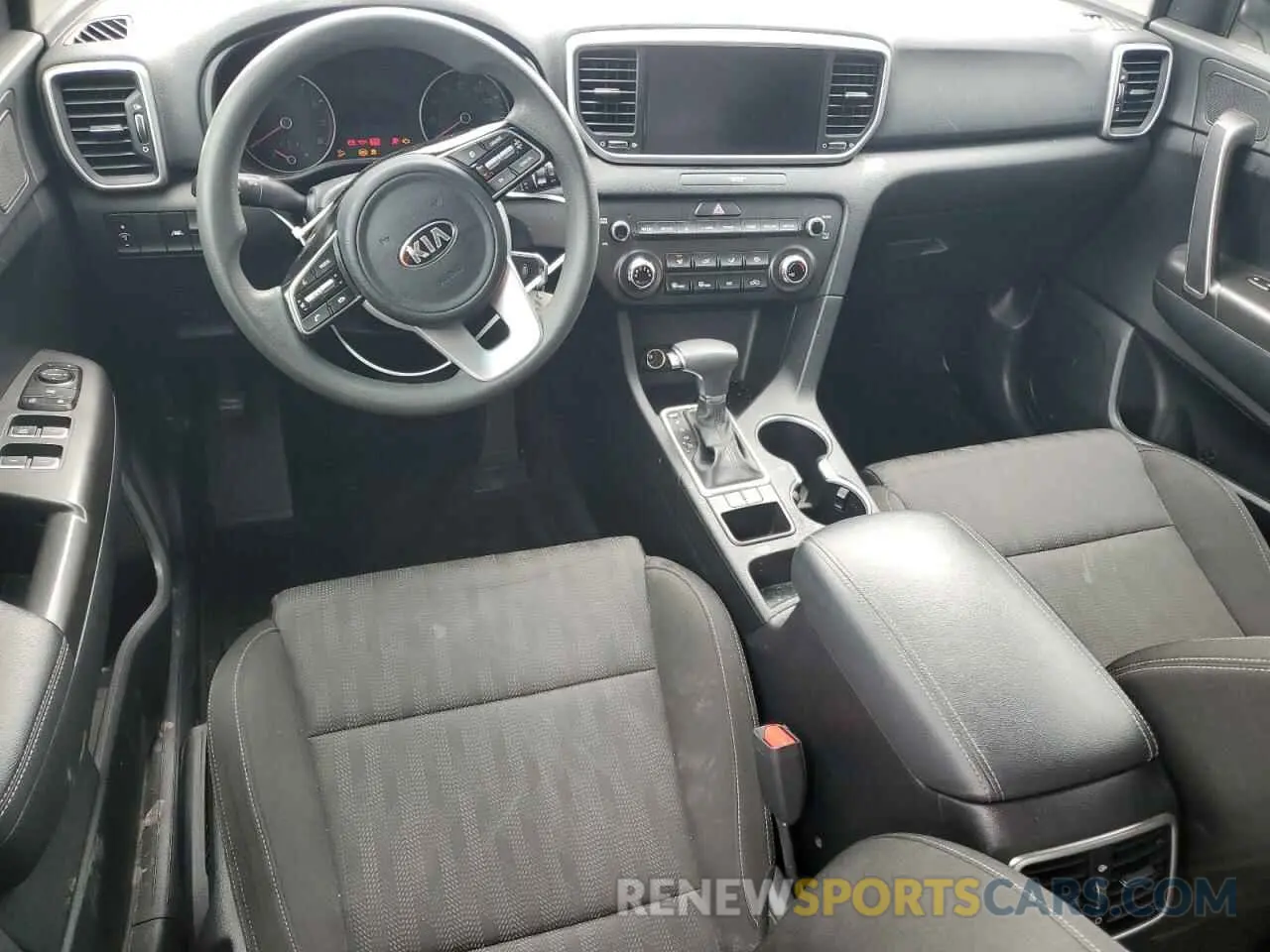 8 Photograph of a damaged car KNDPM3AC0M7922147 KIA SPORTAGE 2021