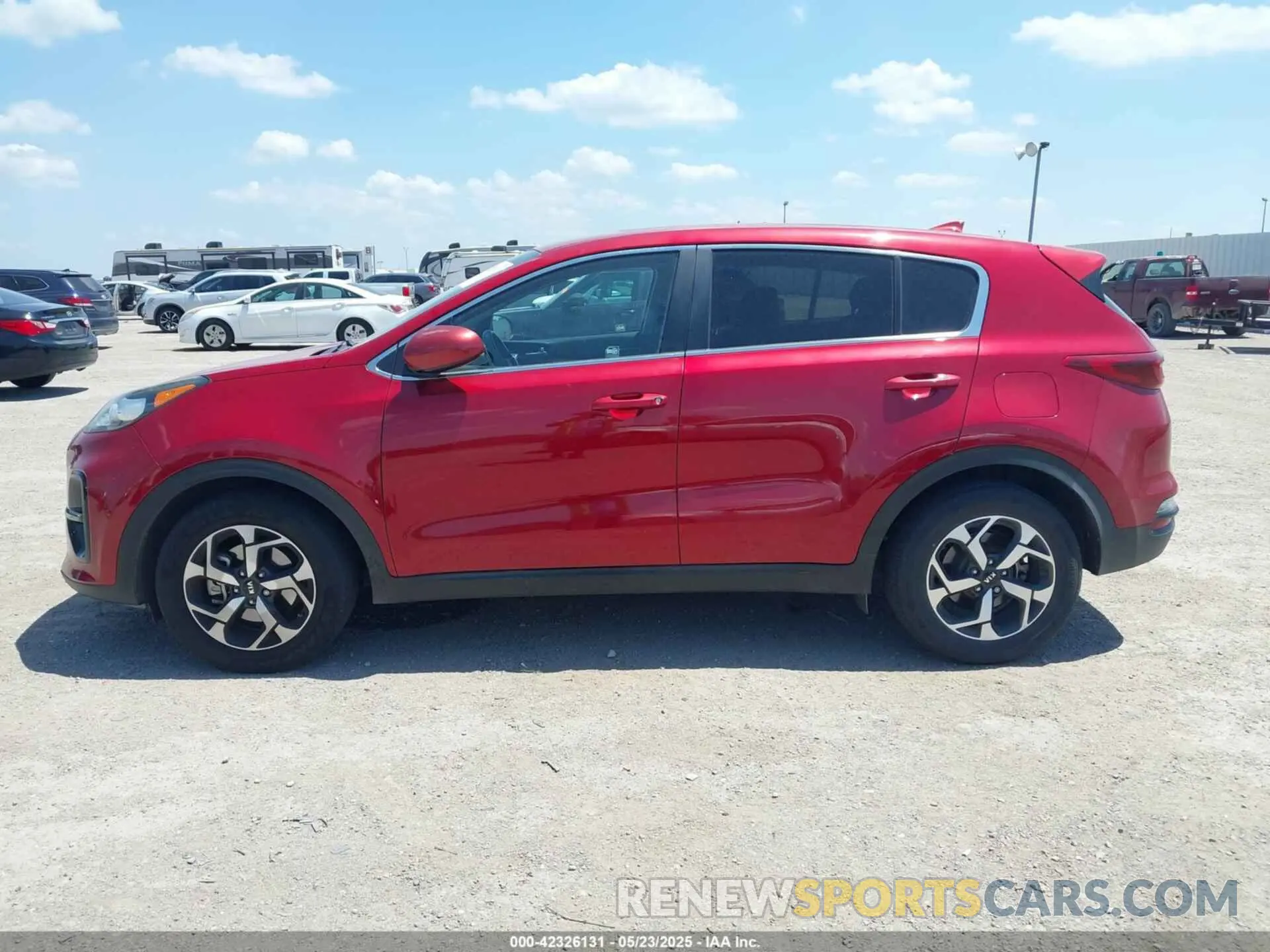 14 Photograph of a damaged car KNDPM3AC1M7873721 KIA SPORTAGE 2021