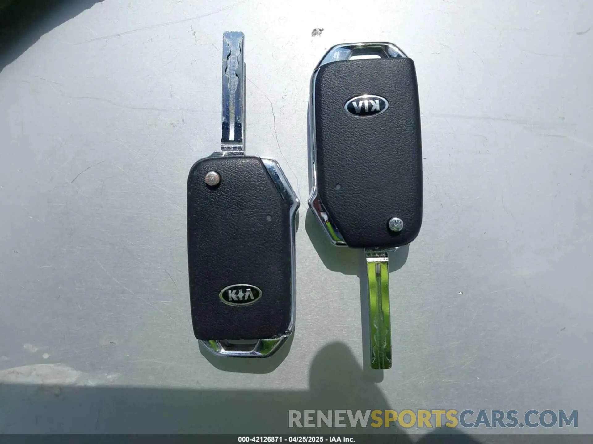 11 Photograph of a damaged car KNDPM3AC1M7893161 KIA SPORTAGE 2021