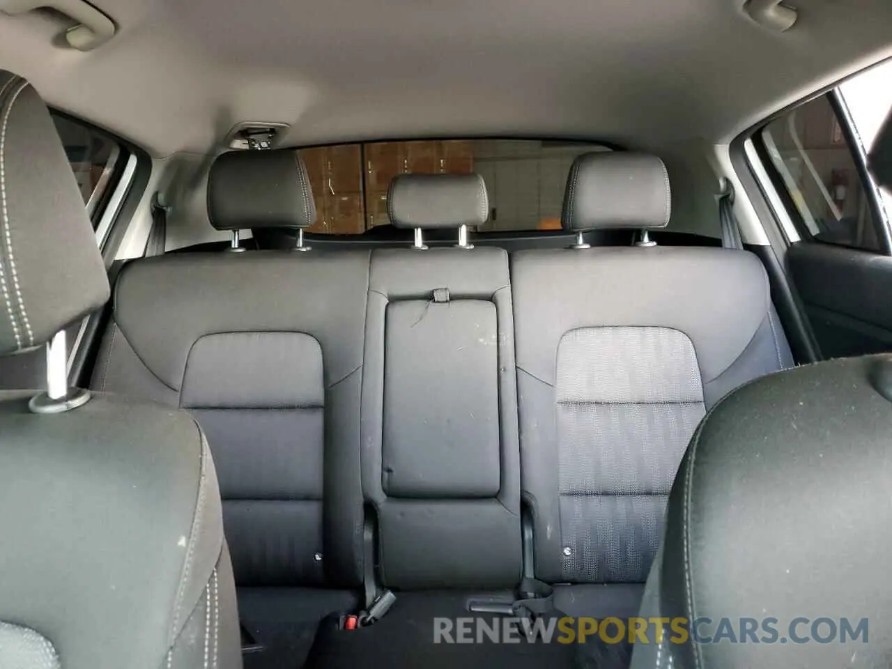 10 Photograph of a damaged car KNDPM3AC1M7898974 KIA SPORTAGE 2021