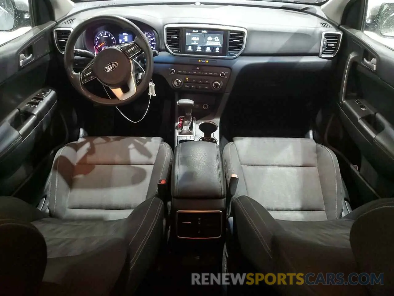 8 Photograph of a damaged car KNDPM3AC1M7925803 KIA SPORTAGE 2021